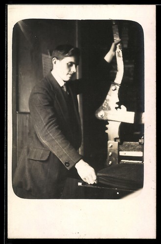 Carte postale photo - , homme