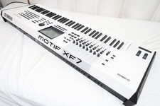 YAMAHA MOTIF XF7 WH Keyboard