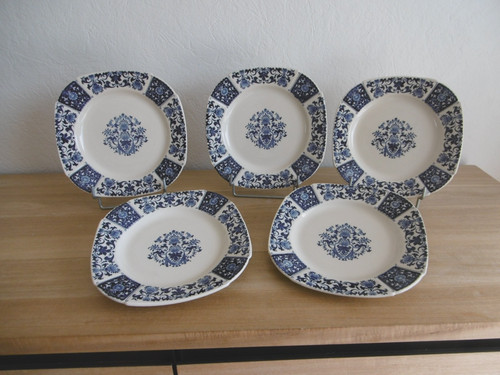 Cinq assiettes desssert - cinq,