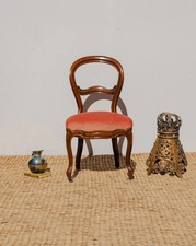 Claude, la chaise