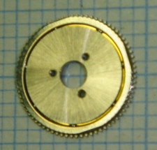 UN ROULEMENT A BILLES DU PONT