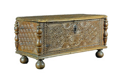 Ancien coffre de valeur Mariage Art Populaire 17 ème Queyras bois sculpté boite