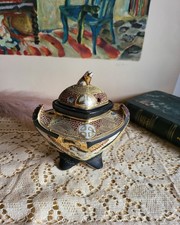 Brule parfum en porcelaine