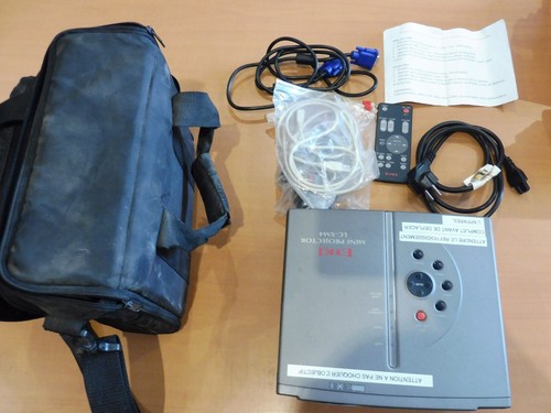 Projecteur video eiki - , lc