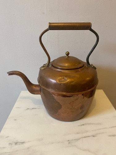 Grande bouilloire ancienne - , en