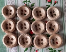 12 BOUTONS EN BOIS DIAMETRE