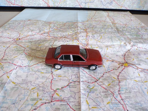 Opel ascona avec coffre - opel,
