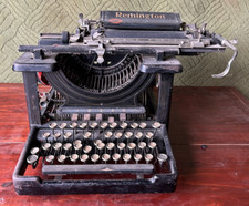 OLD REMINGTON TYPEWRITER