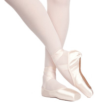 Brand New!! Russian Pointe Brava Pointe Shoe - Multiple sizes
