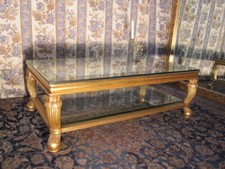 Table basse 124X72 cm bois massif doré feuille d'or deux verres d'un chateau