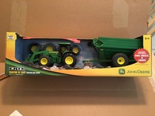 2006 Ertl John Deere Tractor