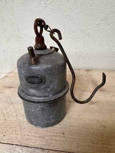 Lampe carbure ancienne - lampe,