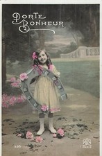 CP PORTE BONHEUR PETITE FILLE