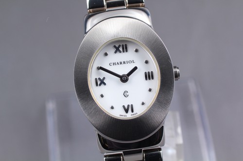 Presque comme neuve montre - comme, neuve]