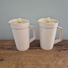 Ensemble de 2 pichets vintage