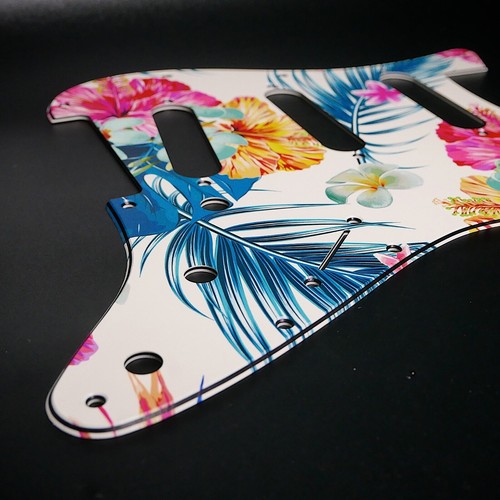 Pickguard fender strat - fender,