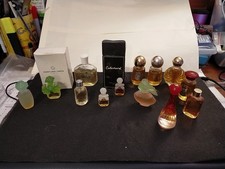 lot miniatures de parfum Grès