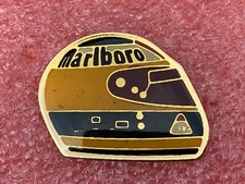 T06 Pins CASQUE de F1 de