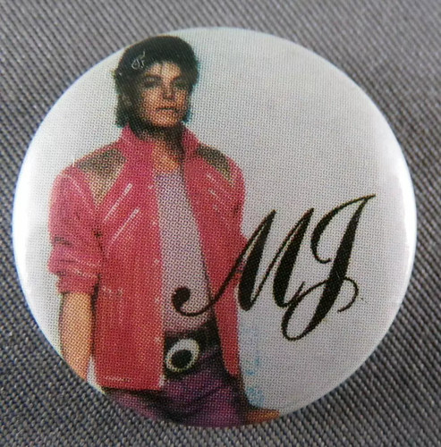 Michael jackson badge - -,