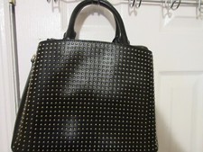 LADIES DKNY HAND BAG BLACK N.W.O.T...REDUCED