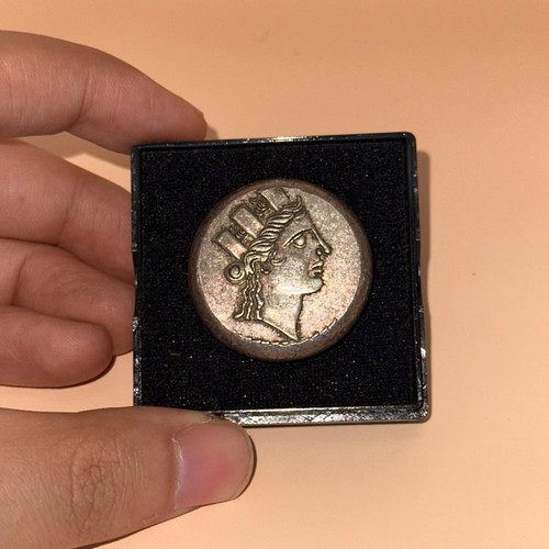 Ancienne pièce romaine - piÈce,