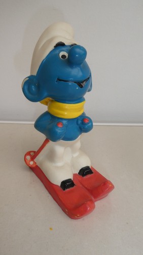 Pouet schtroumpfs ski peyo - schtroumpfs,