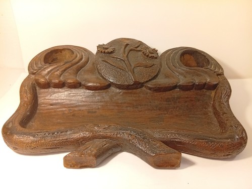 Encrier bois sculpté à - en,