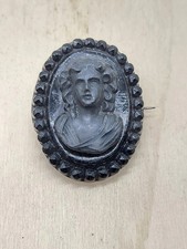 ZT- Broche Camée Noire Profil