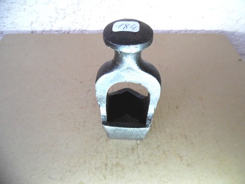 Old tool outil - tool,