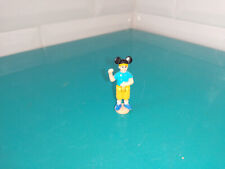 2303128 Polly pocket figurine