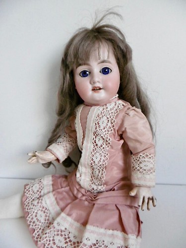Jolie poupee ancienne armand - ancienne,
