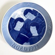 1922 Royal Copenhagen Porcelain Christmas Plate Song Christmas Song