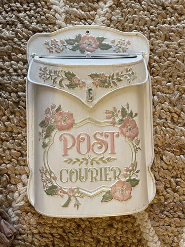 Boîte lettre vintage - À,