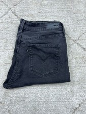 Jean Levi’s Femme Demi Curve