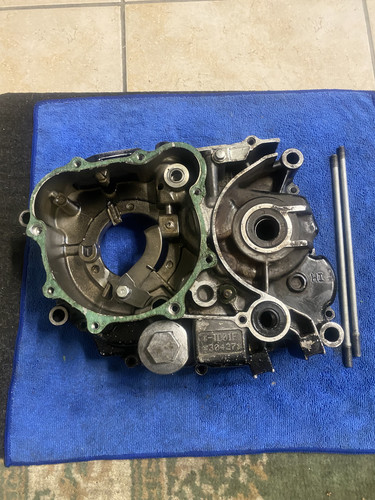 Carter moteur gauche honda 125 - gauche,