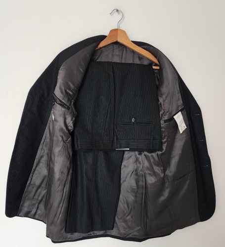 Beau costume vous en - beau, et