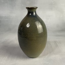 Joli petit vase en céramique