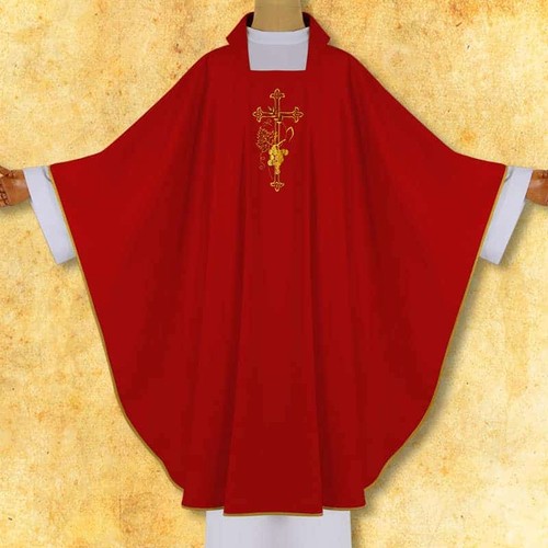 Chasuble brodée croix avec - brodée,