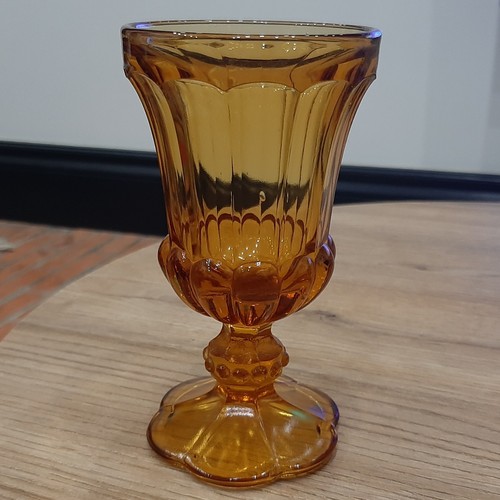 Verre gobelet forme - verre/, médicis