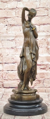 Figurine femme nue - femme, phryne