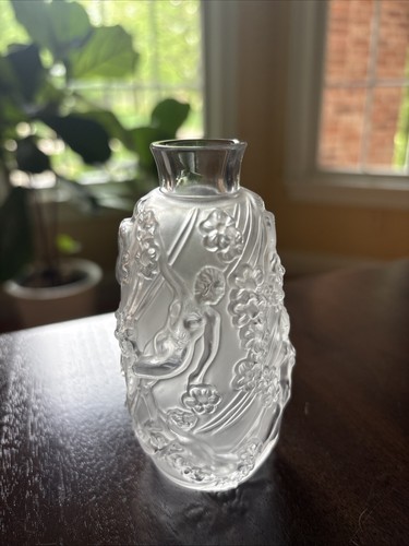 Lalique french glass femme - glass,