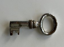 petite cle ancienne de meuble