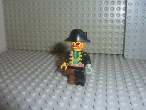Personnage lego pirates - lego,