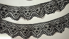 DENTELLE ANCIENNE - GUIPURE