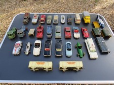 LOT DE 27 VOITURES  "DINKY TOYS" CORGI Solido JRD CIJ Techno politoys + piéces 