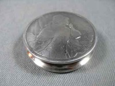 Joli boite à pilule, Argent