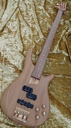 Fernandes active fretless - active,