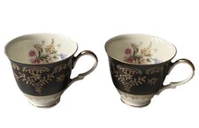 2 Tasses en Porcelaine