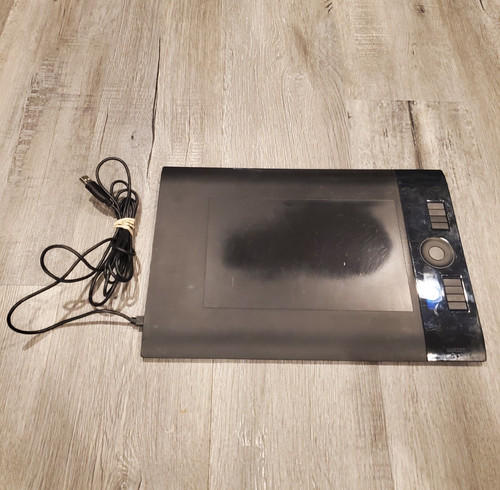 Wacom intuos pro - wacom,