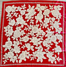 Foulard/Carré/Chale★CHANEL?